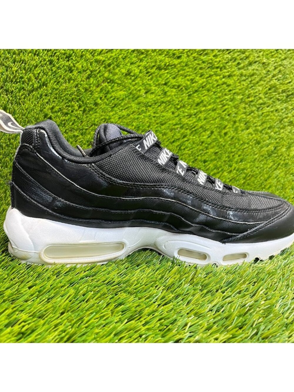 Nike Air Max 95 Premium Mens Size 11 Black White Athletic Running Shoes Sneakers - Picture 5 of 11